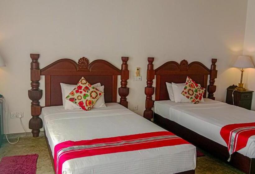 Номер Стандарт Трехместный, Sigiri Lanka Resort
