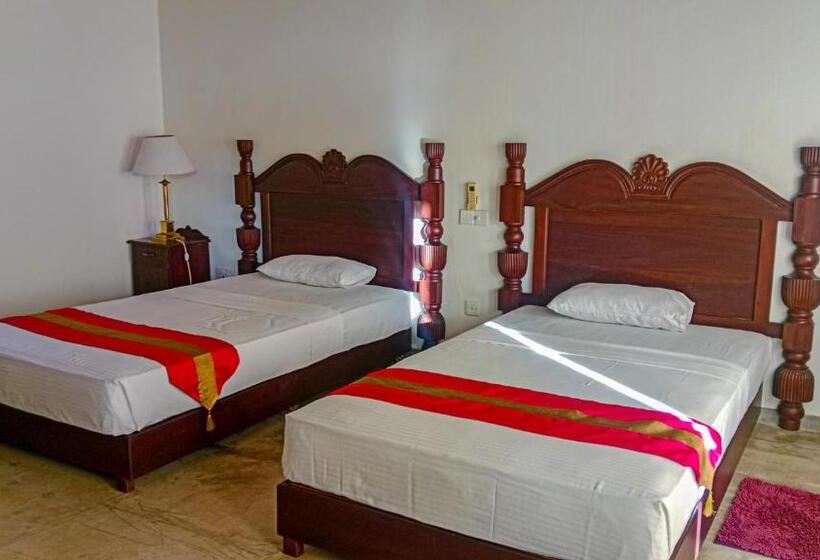 اتاق استاندارد سه نفره, Sigiri Lanka Resort