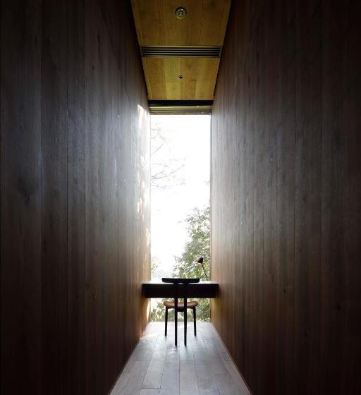 غرفة عائلية, Not A Hotel Nasu