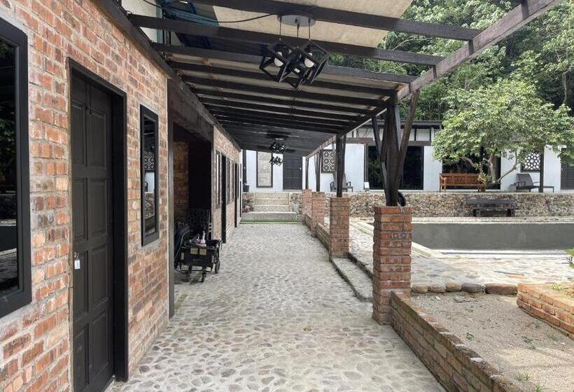 标准间带游泳池, I Nai Greenville Janda Baik