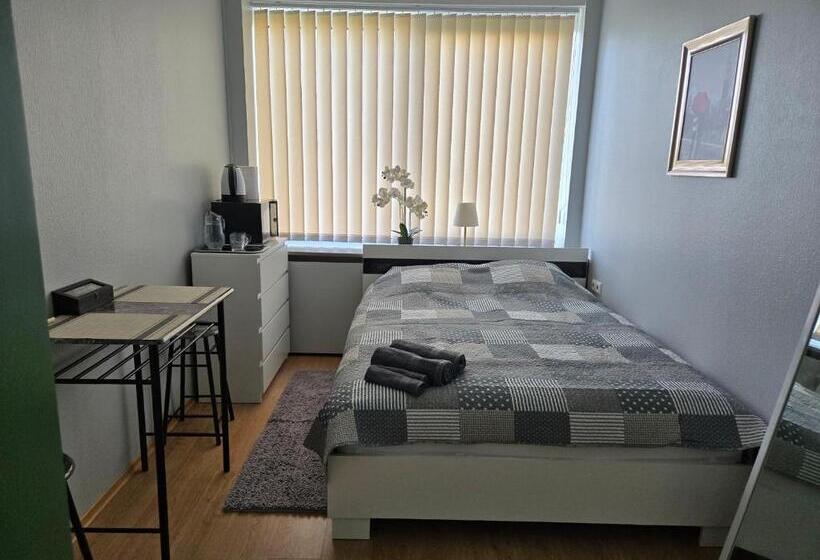 اتاق استاندارد, Transhostel Orhideja