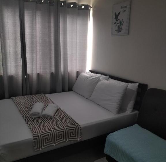 标准工作室, Comfy 35 The Persimmon Studio