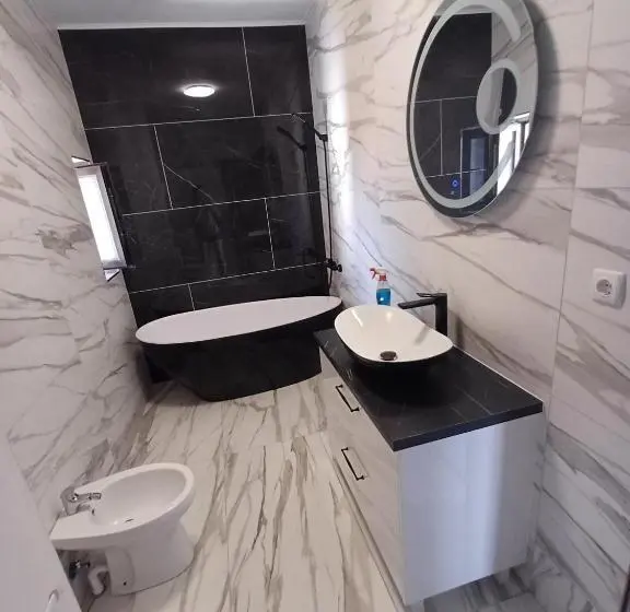 2 Bedrooms Apartment Mountain View, Had Luxury Suite
