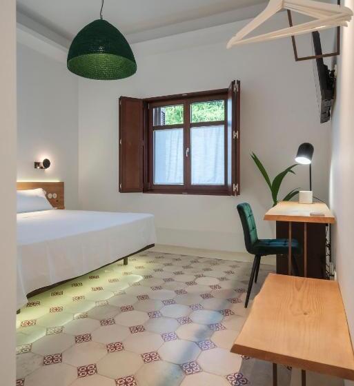 سوییت سوپریور, La Moderna Suites