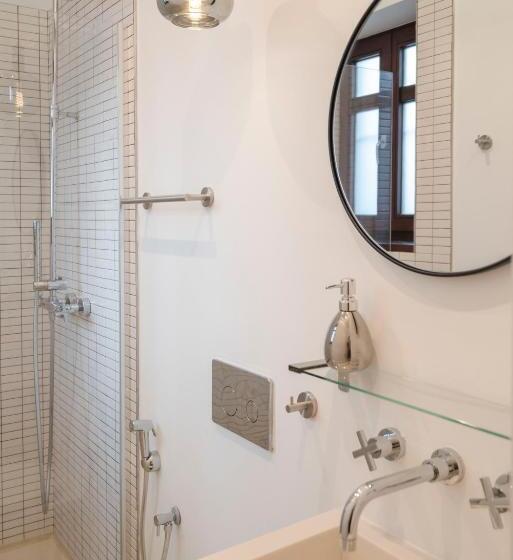 سوییت سوپریور, La Moderna Suites