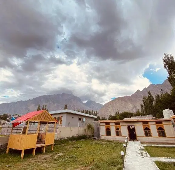 اتاق استاندارد با چشم‌انداز کوهستان, Riwaaj Resort