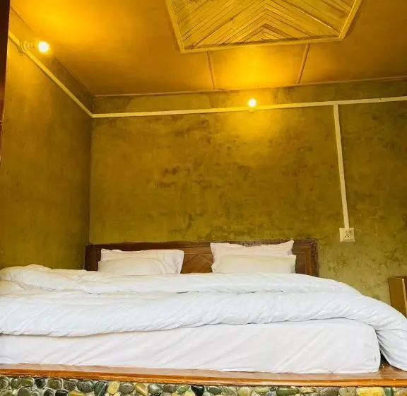اتاق یک تخته با چشم‌انداز باغ, Riwaaj Resort