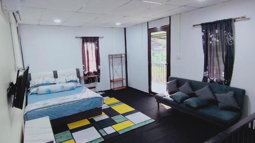 ファミリールーム, Village View Cottage Roomstay