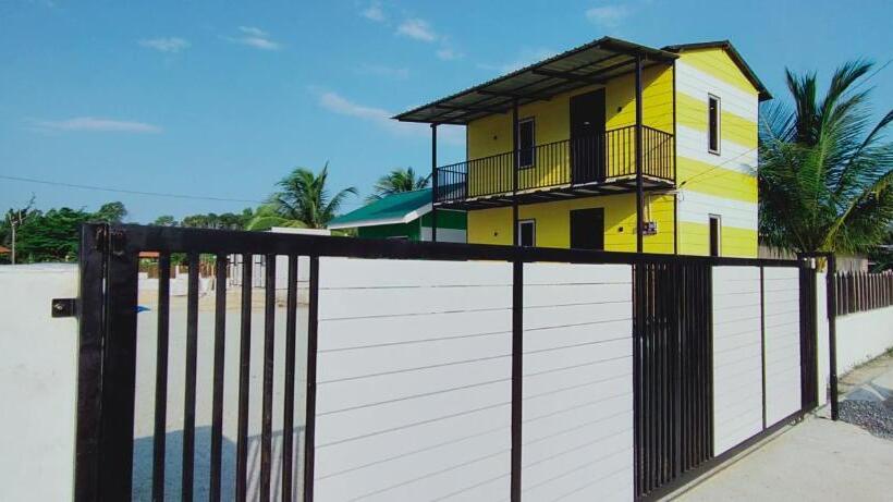 ファミリールーム, Village View Cottage Roomstay