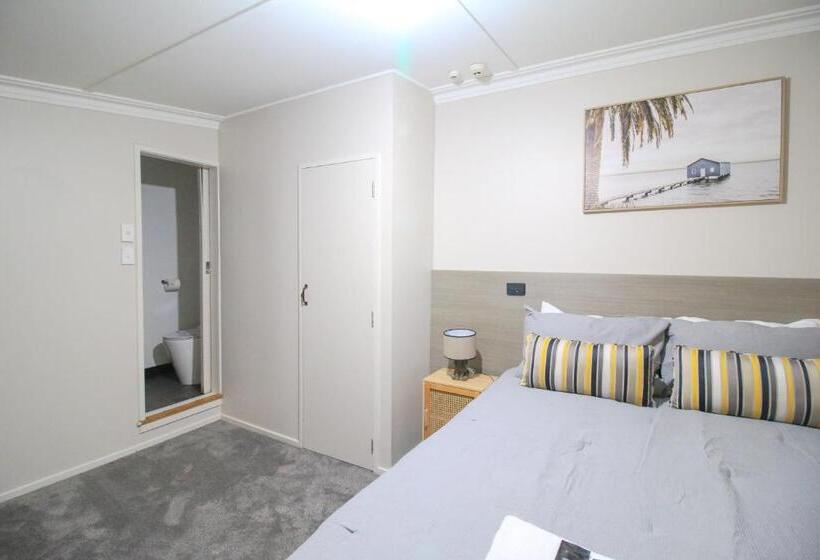 اتاق استاندارد, Whitehouse