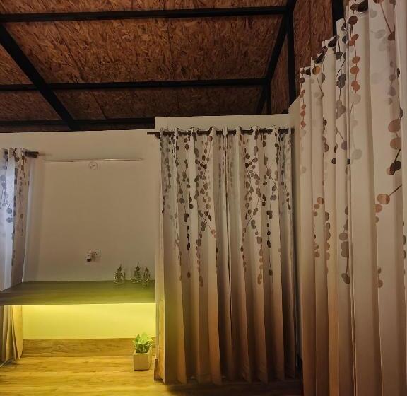 Стандартный Номер Кровать Кинг, Golden Bamboo