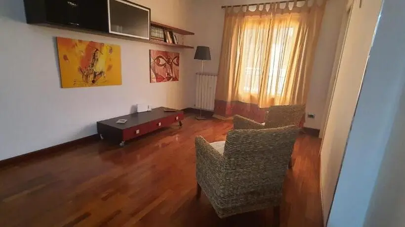 اتاق استاندارد با بالکن, Iblahouse
