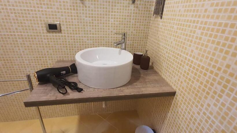 חדר סטנדרט עם מרפסת, Iblahouse