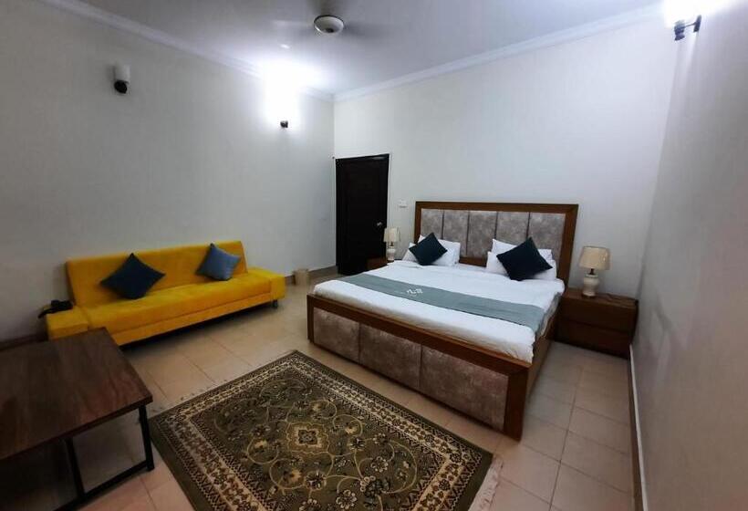 اتاق لوکس, Qayam Resort Islamabad