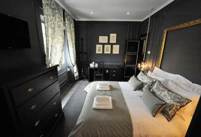 اتاق سوپریور, Angra Bed & Breakfast