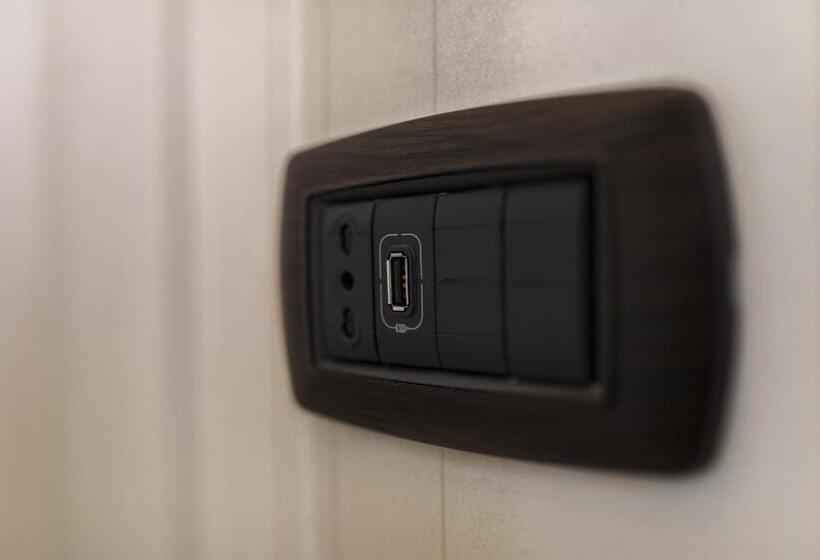 חדר סטנדרט לשלושה, San Nicola