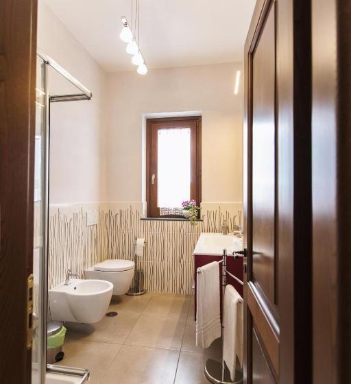 חדר סטנדרט לשלושה, San Nicola