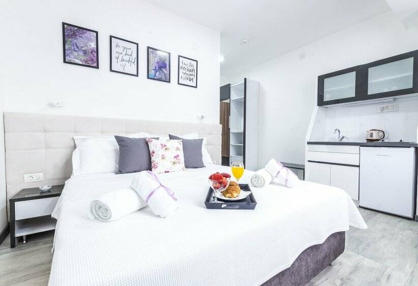 استودیوی استاندارد با چشمانداز شهر, Astera Apart