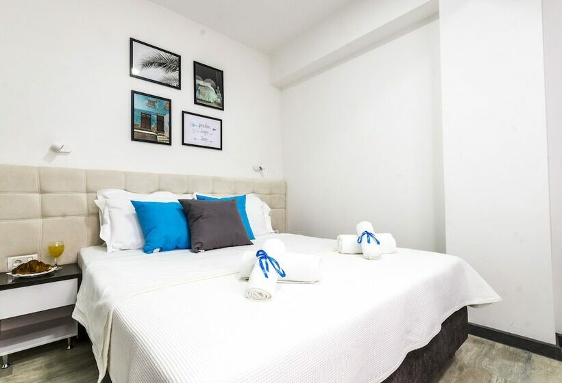 استودیوی استاندارد با چشمانداز شهر, Astera Apart