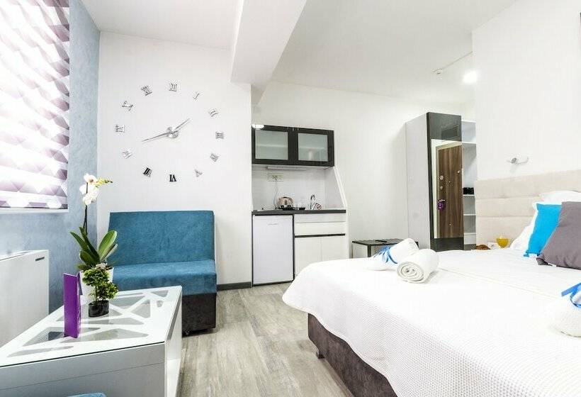 استودیوی استاندارد با چشمانداز شهر, Astera Apart