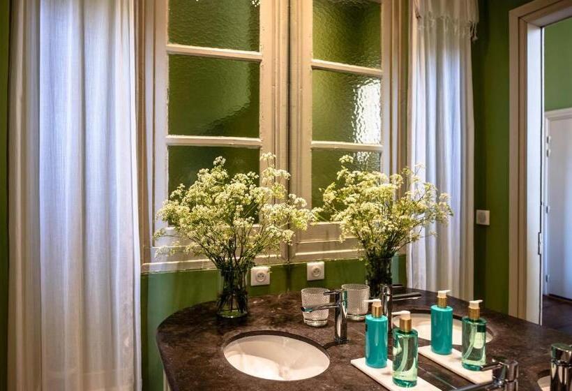 חדר סטנדרט, Hôtel Restaurant De Bouilhac  Les Collectionneurs