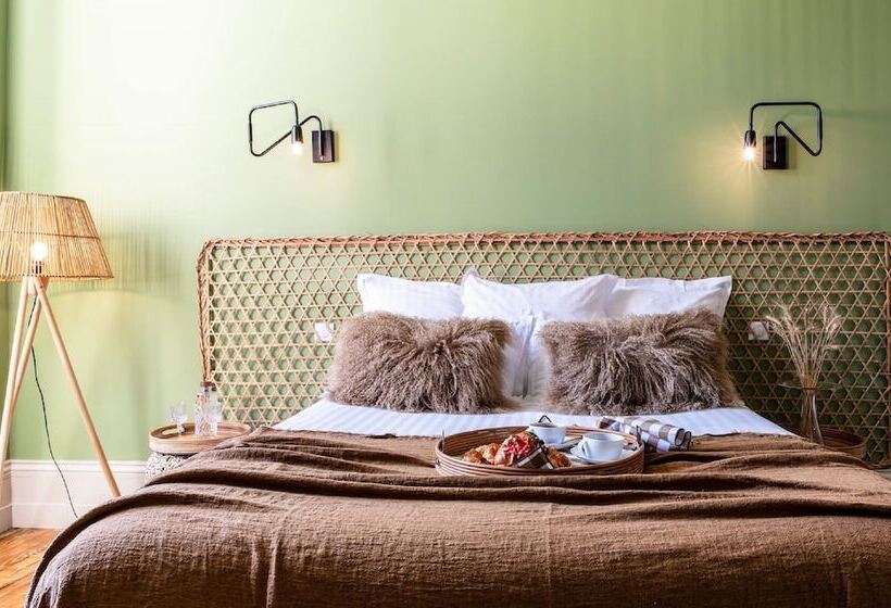 חדר סטנדרט, Hôtel Restaurant De Bouilhac  Les Collectionneurs