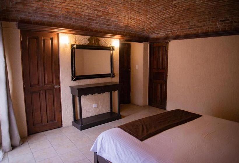 اتاق سوپریور خانوادگی, Hacienda De Cobos