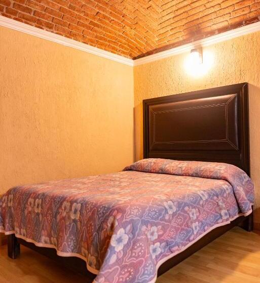 اتاق خانوادگی, Hacienda De Cobos