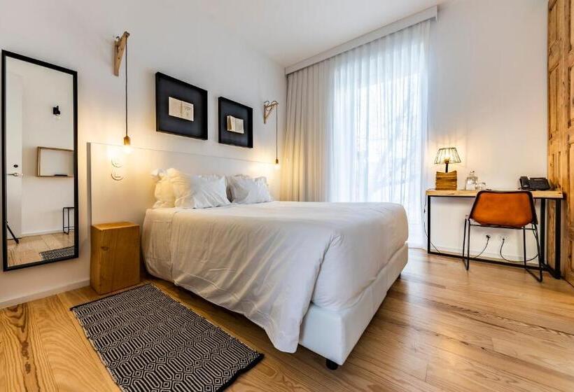 غرفة قياسية, Sapientia Boutique