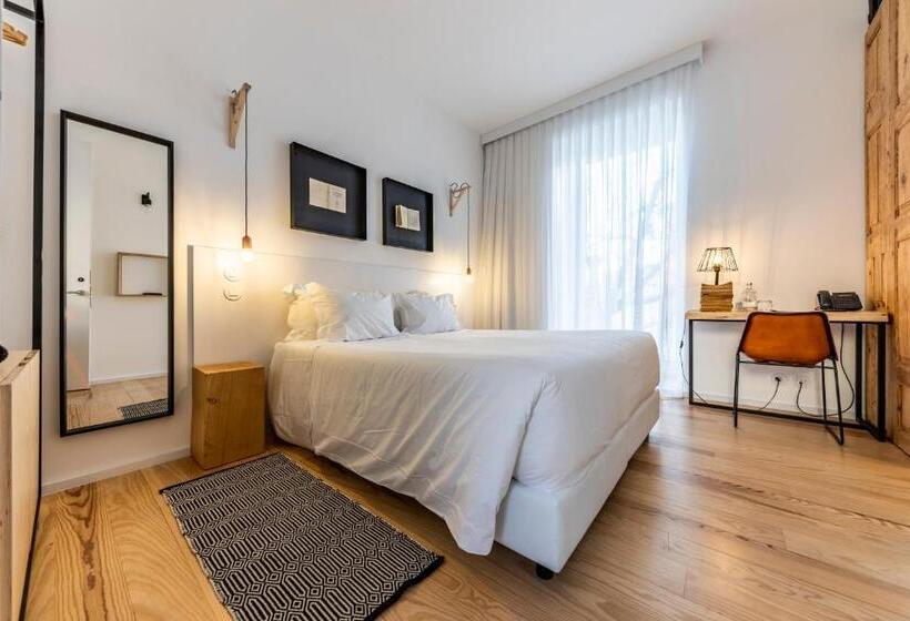 غرفة قياسية, Sapientia Boutique