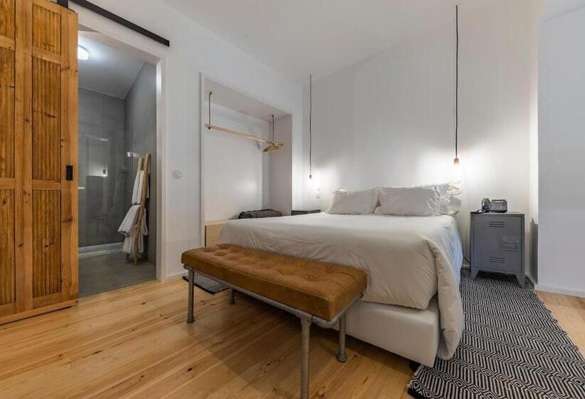 إستوديو قياسى, Sapientia Boutique