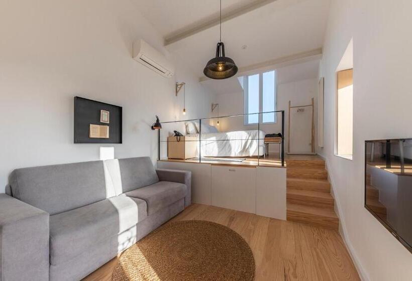 ジュニアスイート, Sapientia Boutique