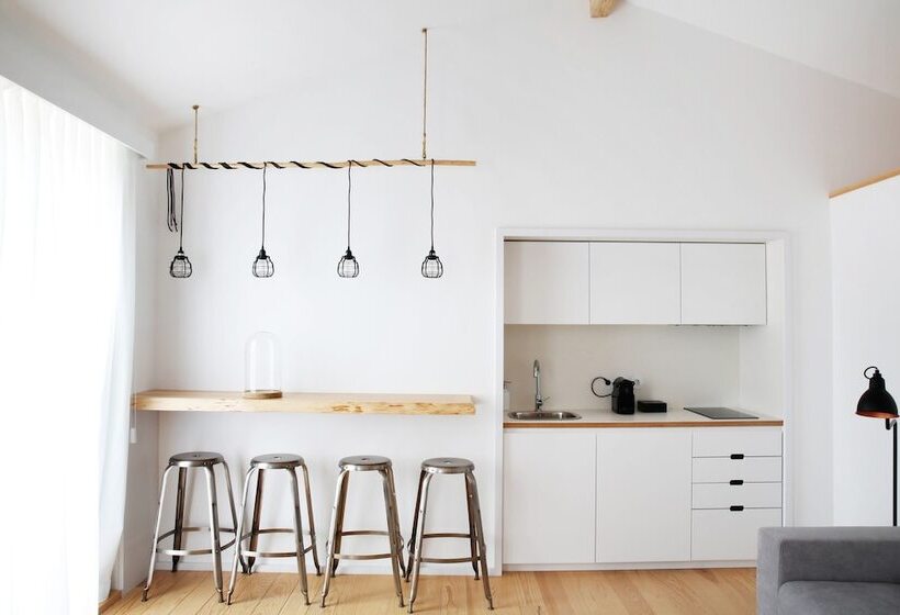 ジュニアスイート, Sapientia Boutique