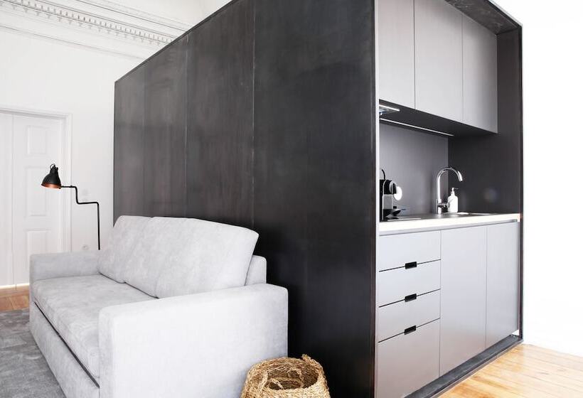 شقة غرفة واحدة, Sapientia Boutique