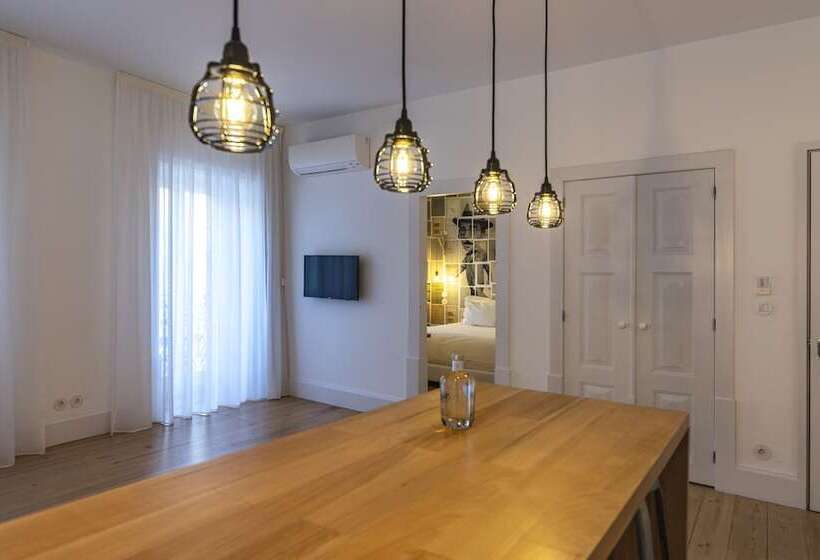 شقة غرفة واحدة, Sapientia Boutique