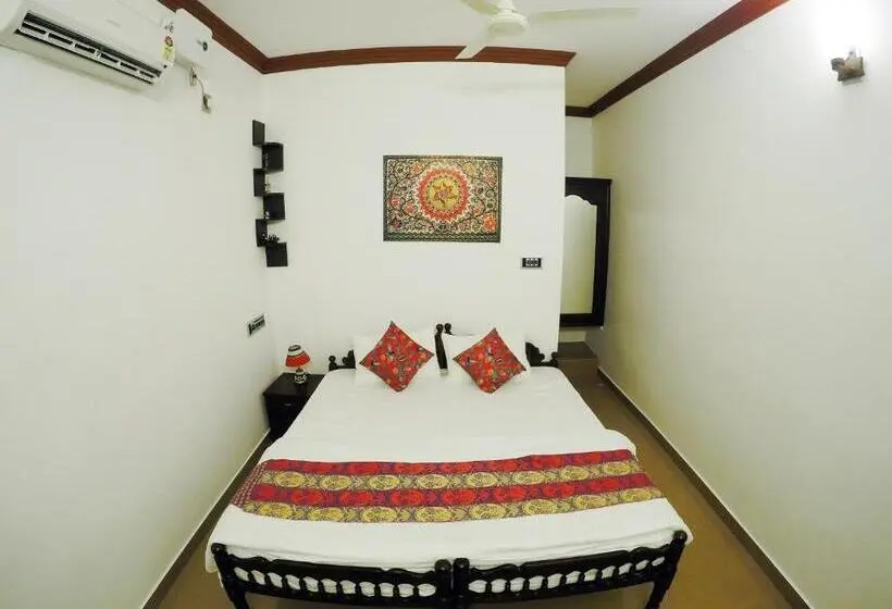 اتاق استاندارد, Sapphire Club Cherai Beach Villa