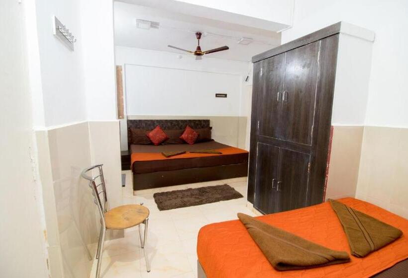 Pokój Rodzinny, Travo Suites Panjim