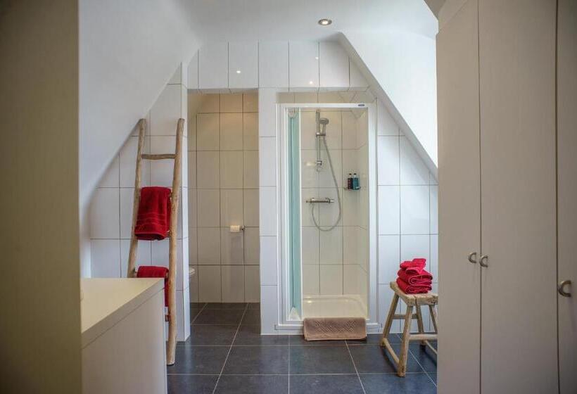 חדר סופריור נוף לגינה, Villa Magdalena Eeklo