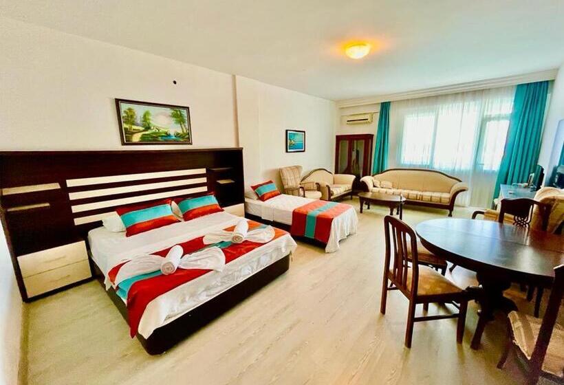 바다 전망 스위트, Grand Hotel Avci