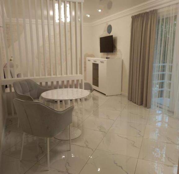 Casa 1 Dormitório, готель Elling