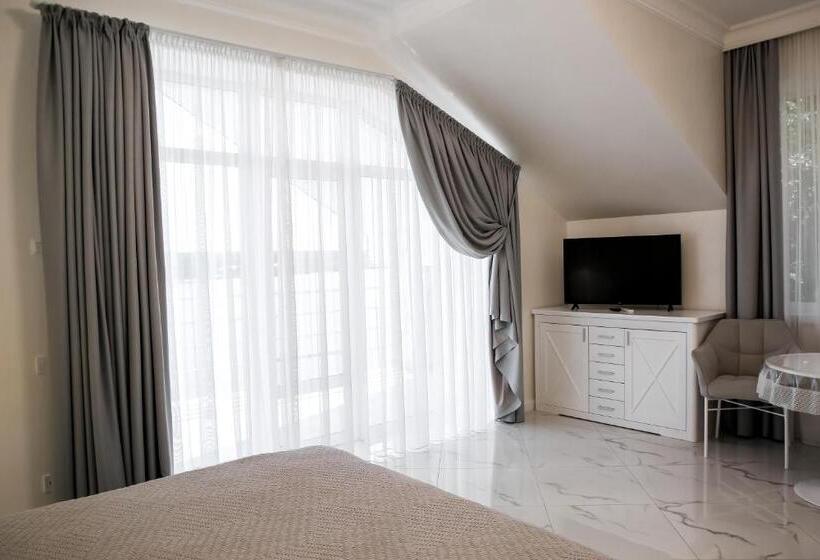 Quarto Quádruplo Standard, готель Elling