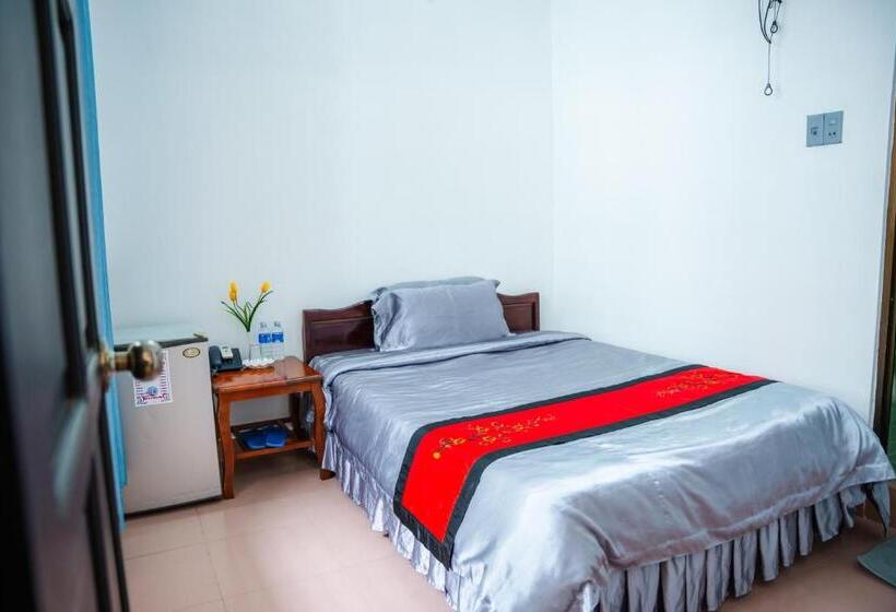 اتاق اکونومی, Velvet Rose