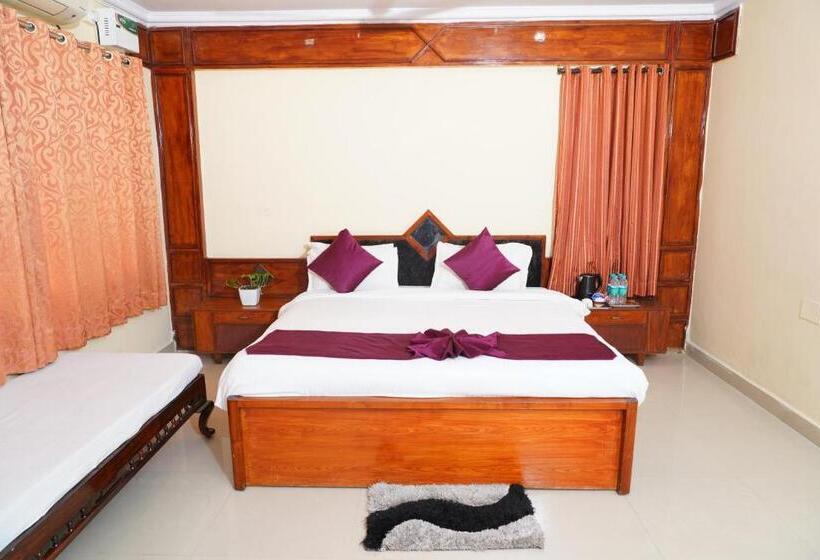 스탠다드 룸 킹사이즈 침대, Vijaya Residency
