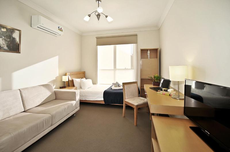 اتاق استاندارد یک نفره, 6b   Executive Rooms In Large Property In Brunswick
