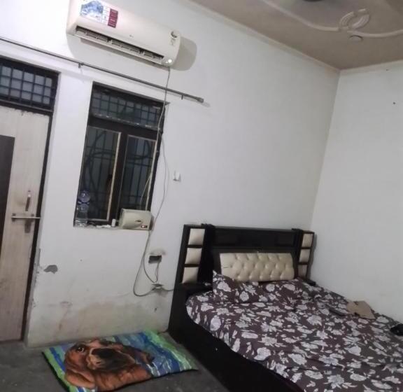 Apartamento 1 Dormitório com Terraço, Shrishyam Stay