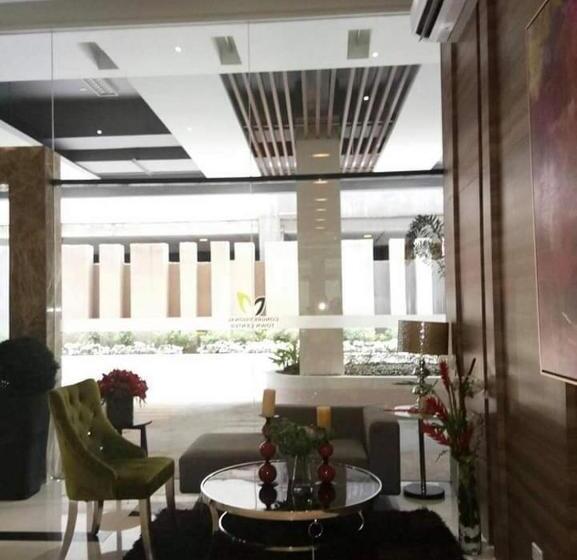 اتاق لوکس چهار تخته, Affordable Studio Type Condo In Congressional Town Center