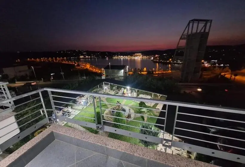 اتاق استاندارد با بالکن, Bar Restorant Hotel Rama