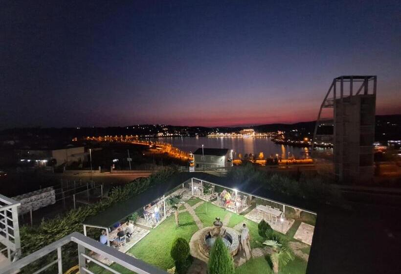 Номер Стандарт с Балконом, Bar Restorant Hotel Rama