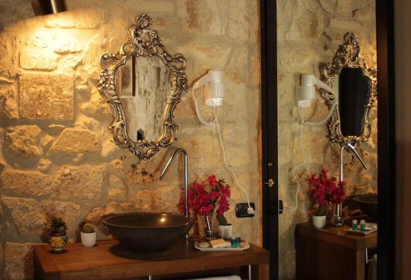 اتاق سوپریور, Il Carosello Dei Baroni