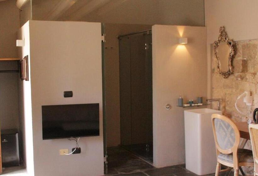 اتاق استاندارد, Il Carosello Dei Baroni